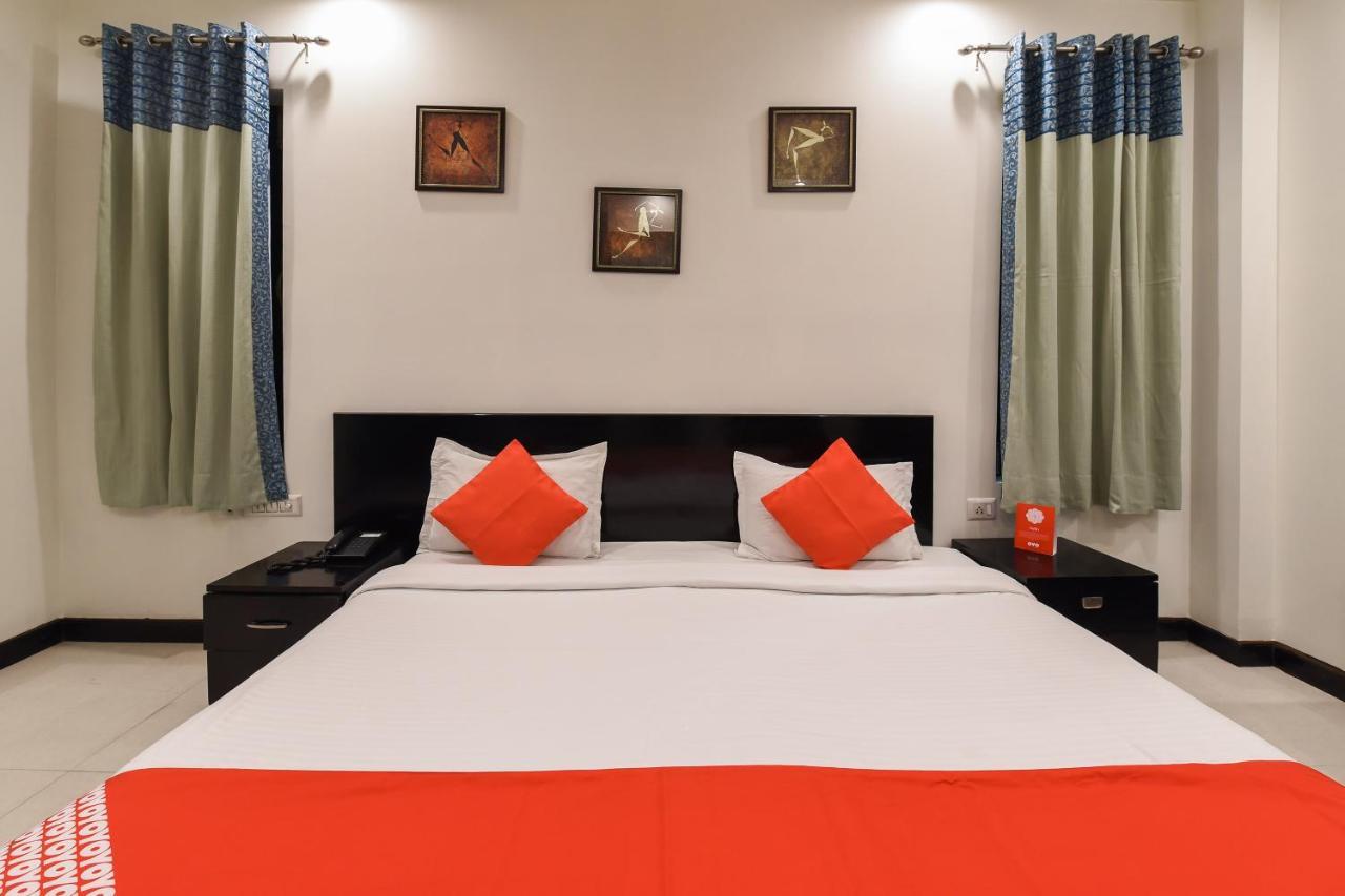 Oyo Flagship 18940 Hotel Swathi نيودلهي المظهر الخارجي الصورة