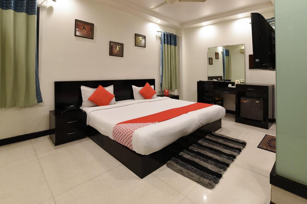 Oyo Flagship 18940 Hotel Swathi نيودلهي المظهر الخارجي الصورة